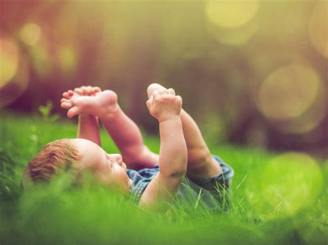 62 magnificent fall baby names | BabyCenter