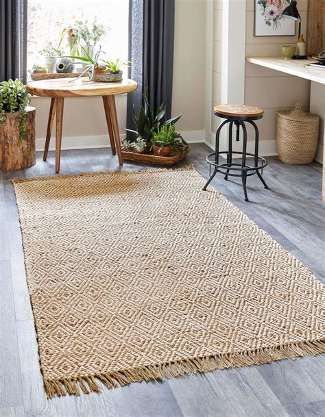 What Color Rugs Go with Grey Floors? - 12 Ideas