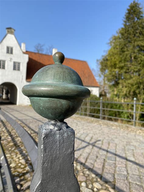 Dørgreb, dørbeslag og bronzekugler til Schackenborg Slot - K. Barckmann