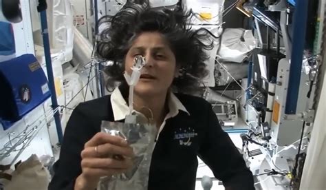 பகவத் கீதை முதல் ‘ஃபேவரிட்’ சமோசா வரை - சுனிதா வில்லியம்ஸ் ...