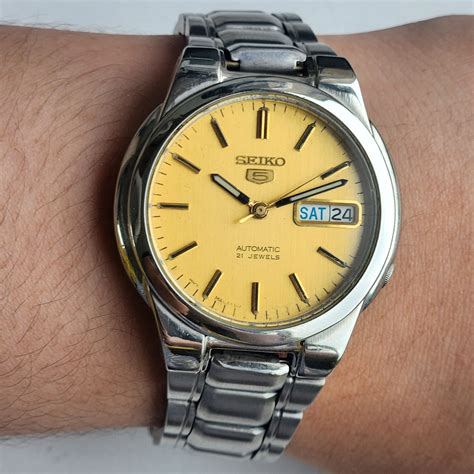 Vintage Original Seiko 5 Automatic 7S26-0530 Golden Face 21 Jewels Wit ...