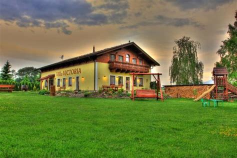 VILLA VICTORIA PENZION (Liptovsky Jan) - Hotel Reviews, Photos, Rate ...