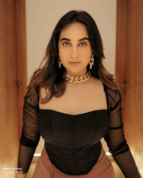 Top 20 Celebrity Fashion Influencers in India