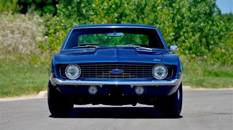 The Most Powerful '60s Muscle Cars From The 'Big Three'