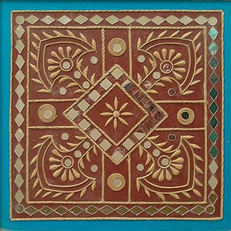 230+ Lippan Kaam: Clay Art from Kutch, Gujarat