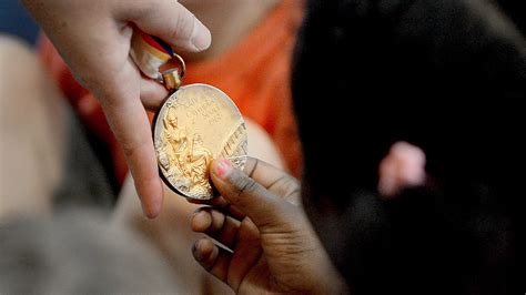 Vicky Bullett brings HCC team, Olympic medals to Rockland Woods ...