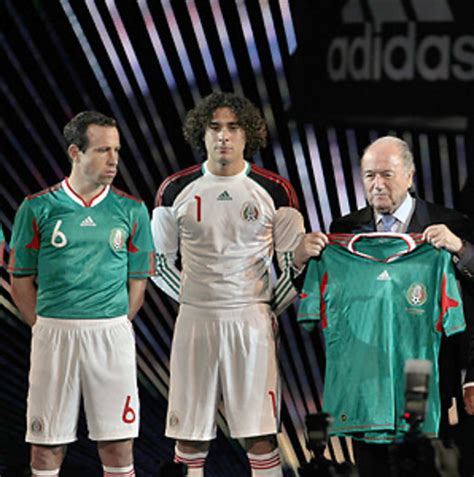 Mexico unveils new uniforms for 2010 World Cup - Sports Illustrated