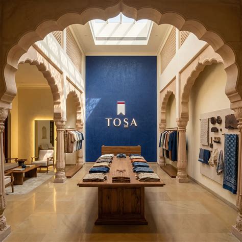 About us – The House of TOSA Fashion