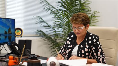 Pediatric Ophthalmologist El Paso | The Doctor