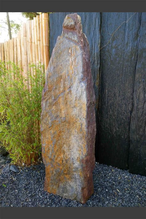 Monolith Schiste rouge-coloré 178cm de haut - Pierres Solitaires ...