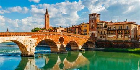 How to travel from Verona to Venice in a day | VERONA