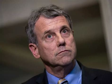 Ohio Sen. Sherrod Brown announces 'dignity of work' tour of 4 key ...