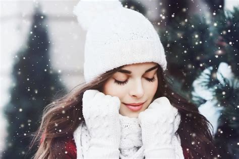 Dandruff Prevention 101 at Home | Head & Shoulders IN