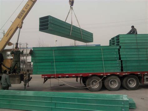玻璃钢电缆桥架信阳客户发货-河南惠新复合材料有限公司