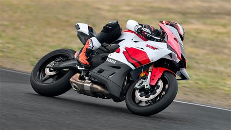 Yamaha R3 70th Anniversary Edition- A Stunning Sportbike Dressed in a ...