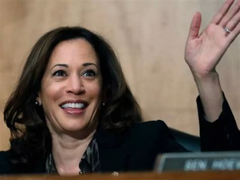 Known As 'Female Barack Obama', Indian-Origin Kamala Harris To Run For ...
