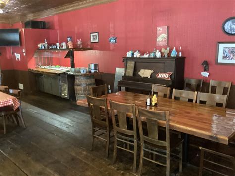 Backwoods Bar & Grill - Mcgregor, IA