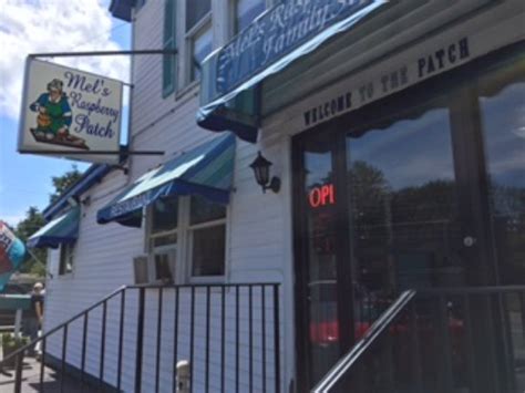 MEL'S RASPBERRY PATCH, Springvale - Restaurant Reviews, Phone Number ...