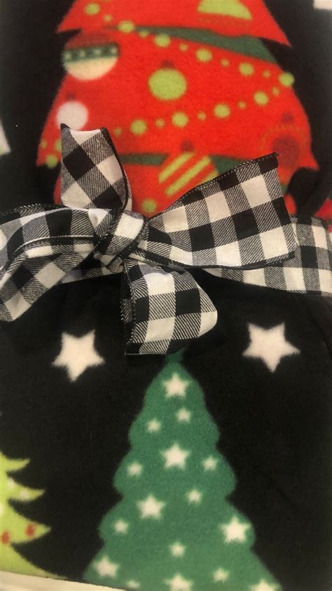 Soft Large Holiday Fleece Blanket With Christmas Trees - Etsy