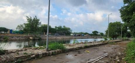 The Omaxe State in Dwarka Sector 19B, New Delhi: Price, Brochure, Floor ...