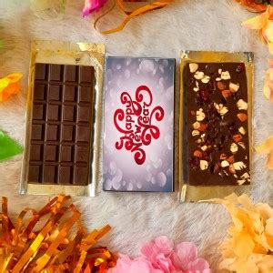 Expelite Happy New Year Chocolate Gift Bar - Chocolate Gift For New ...