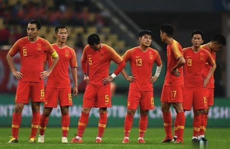 中国足球0:12输给谁了（中国足球为何遭遇惨败）-飞扬号