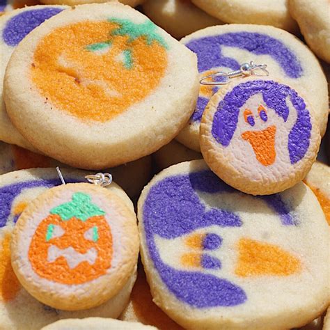 spooky sugar cookies - Memorial