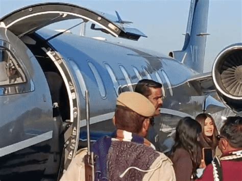 Akshay Kumar spends family holiday at Jawai: Actor goes on leopard ...