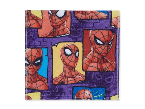Kids Towel - Buy Disney, Minions and Marvel Avengers Printed Kids Towel ...