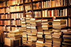librerie viareggio libro sospeso viareggio non sprecare librerie viareggio libro sospeso viareggio non sprecare