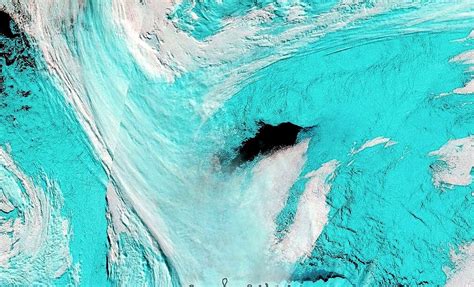 A Mysterious Hole the Size of Switzerland Opens in Antarctica – And Now ...