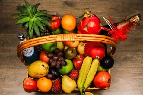 The Fruit Hut by Mdhur Bajaj - Gifts - Golf Course Extension Road ...