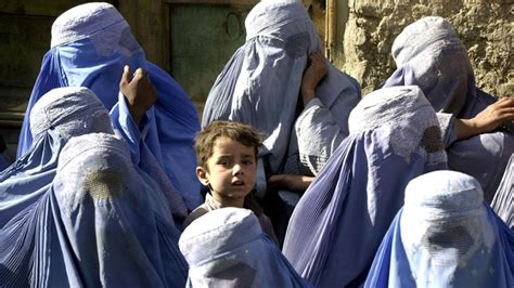 These Images Shows How Taliban Rule Has Changed The Life of Afghan Women