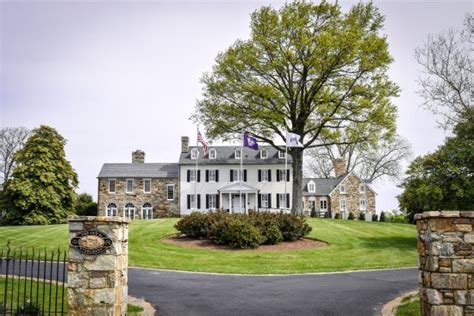 INN AT EVERGREEN (Haymarket) - Inn Reviews, Photos, Rate Comparison ...