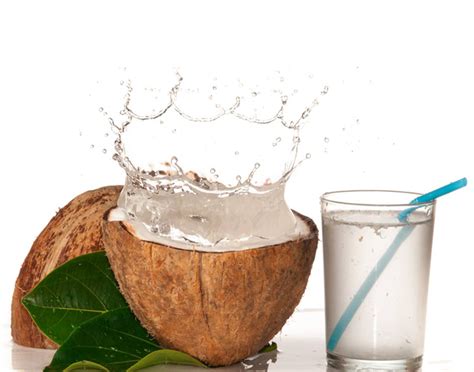 5 Hydrating Summer Foods | FITPASS