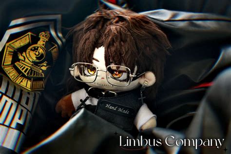 2024 New Pre-sale Limbus Company Gregor UNGEZIEFER Kawaii 20cm Doll Plush Doll Pillows Naked ...