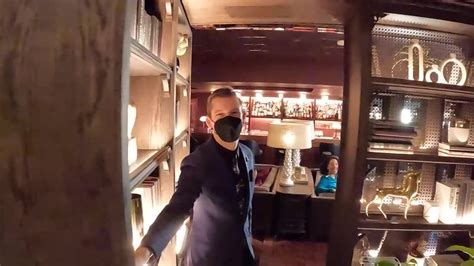 Where you can find a bar behind a bookcase in Seattle | king5.com