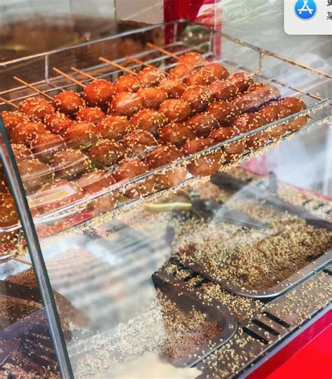 Tipsy Tour: Chengdu Authentic Food and Wine Night Tour - Klook India