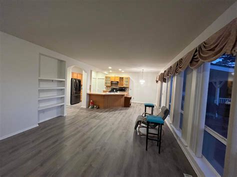 Flooring Installer In Seattle | Flooring Installation Services