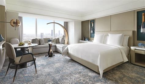 FOUR SEASONS HOTEL RIYADH AT KINGDOM CENTER - Hotel Reviews, Photos ...