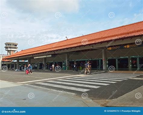 Arrival Terminal of Ngurah Rai Airport Editorial Stock Photo - Image of ...