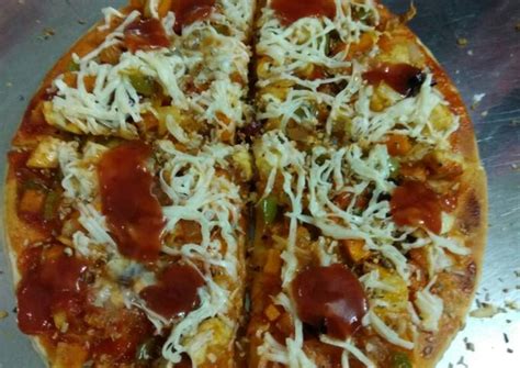 Veg paneer Pizza Recipe by Mayuri Mehta - Cookpad