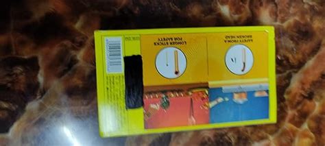 Dhavesai Home Light Matchbox - 400 Sticks : Amazon.in: Sports, Fitness ...