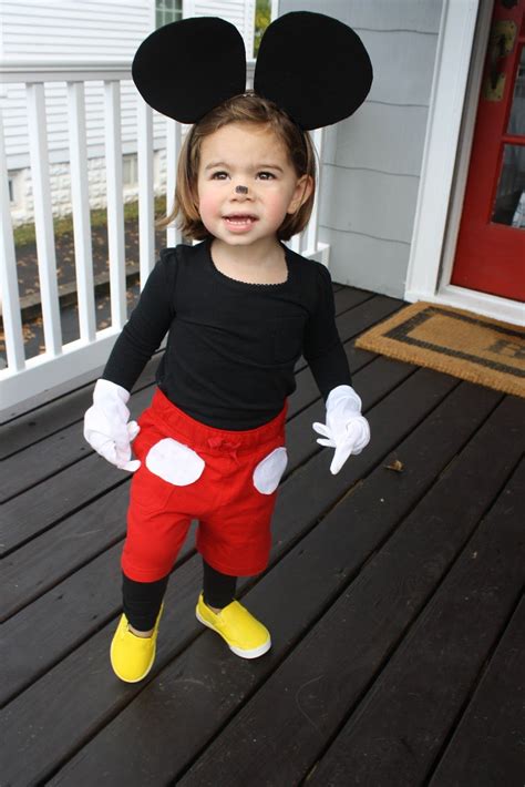 DIY Halloween Costume: Mickey Mouse | Diy halloween costumes for kids ...