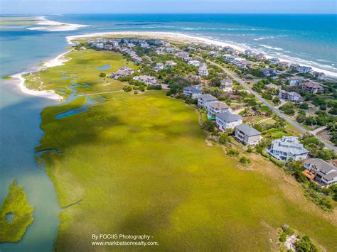 Figure Eight Island | Community Guide