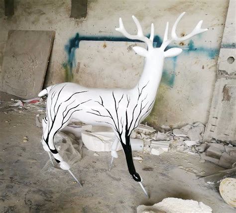 长颈鹿玻璃钢雕塑室外动物园林景观雕塑_玻璃钢雕塑 - 欧迪雅凡家具