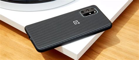 OnePlus 8T Karbon Bumper Case