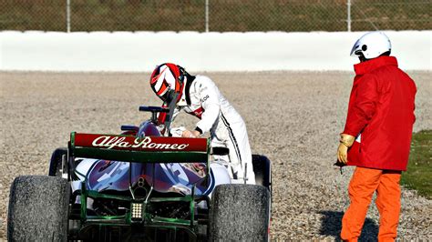 Kimi Raikkonen starts Alfa Romeo stint with a bump in F1 Testing | F1 ...