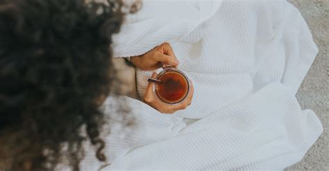 How to Deal with Morning Sickness: Causes & Tips - Dario Connect