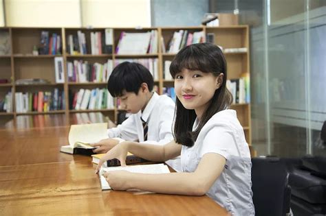 大专生去韩国留学应该怎么做-韩腾教育